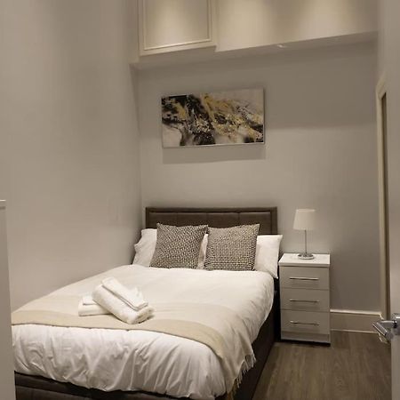 Spacious Apartment In City Centre - Free Parking Ноттингем Экстерьер фото